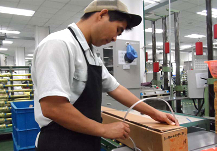 雅威達提供導軌滑塊,線性滑軌,微型導軌完善的選型，技術支持服務