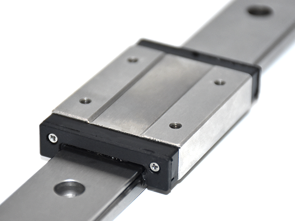 雅威達微型直線導軌STW12L 雅威達微型直線導軌STW12L